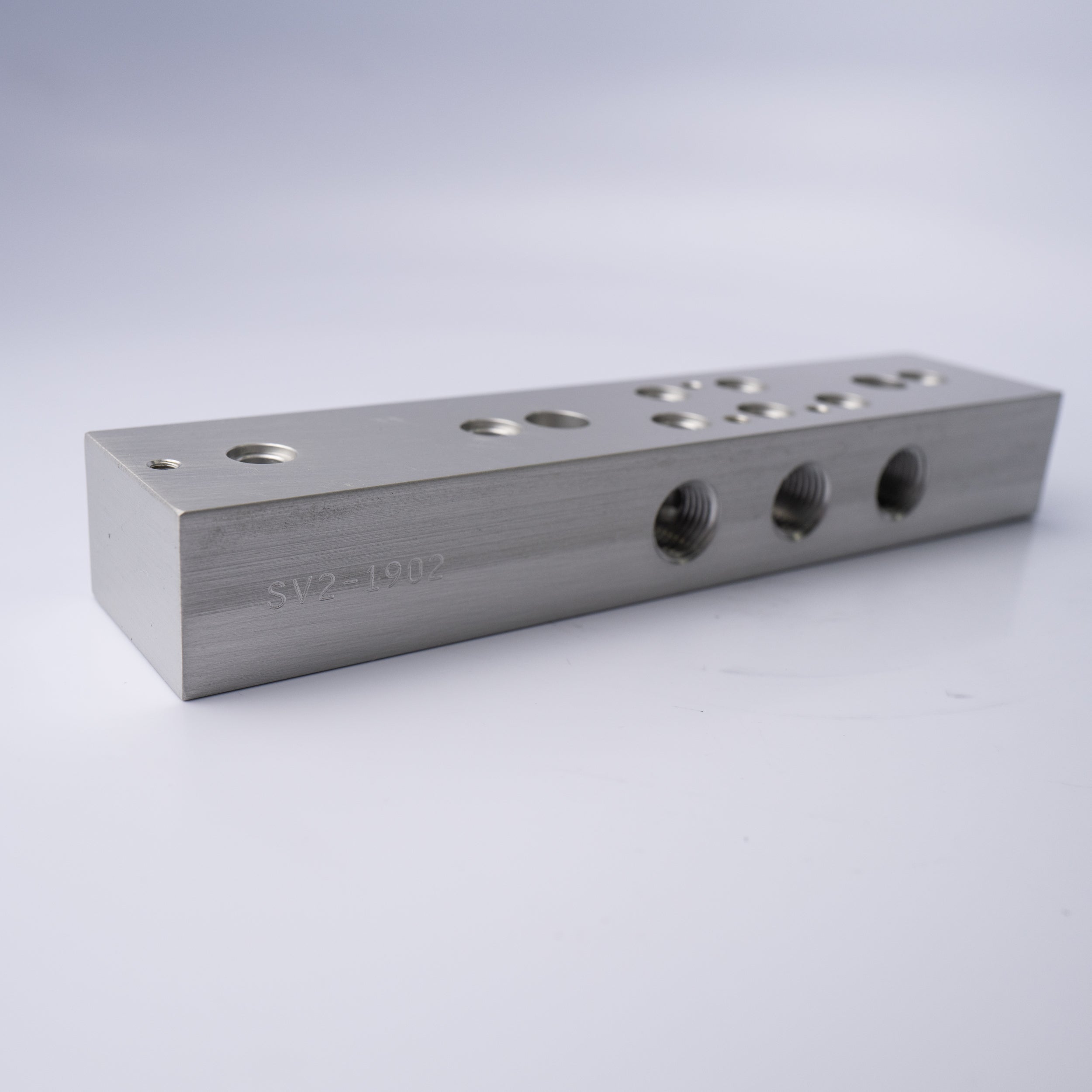 SV2-1902 MANIFOLD (4-WAY,SIDE PORT) - Mathers Controls